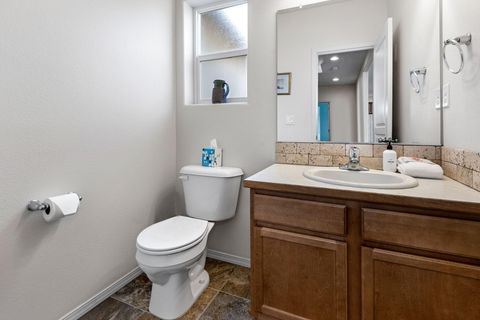 Tiny photo for 55967 Wood Duck Drive, Bend, OR 97707 (MLS # 220214808)