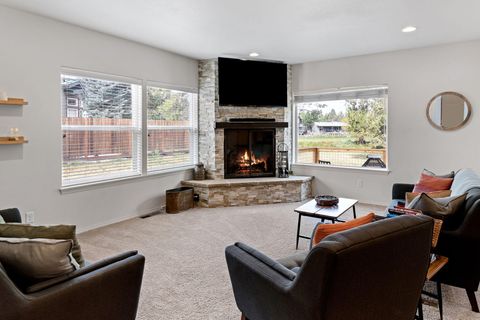 Tiny photo for 55967 Wood Duck Drive, Bend, OR 97707 (MLS # 220214808)