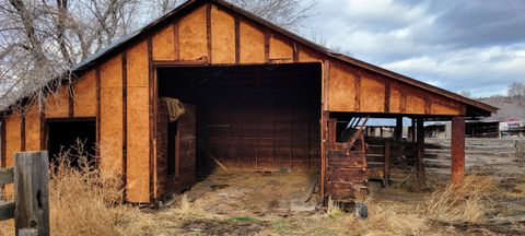 Tiny photo for 310 SE Willowdale Drive, Prineville, OR 97754 (MLS # 220213097)