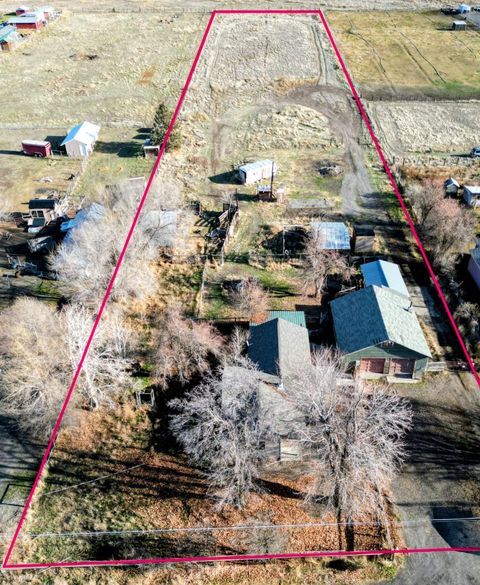 Tiny photo for 310 SE Willowdale Drive, Prineville, OR 97754 (MLS # 220213097)