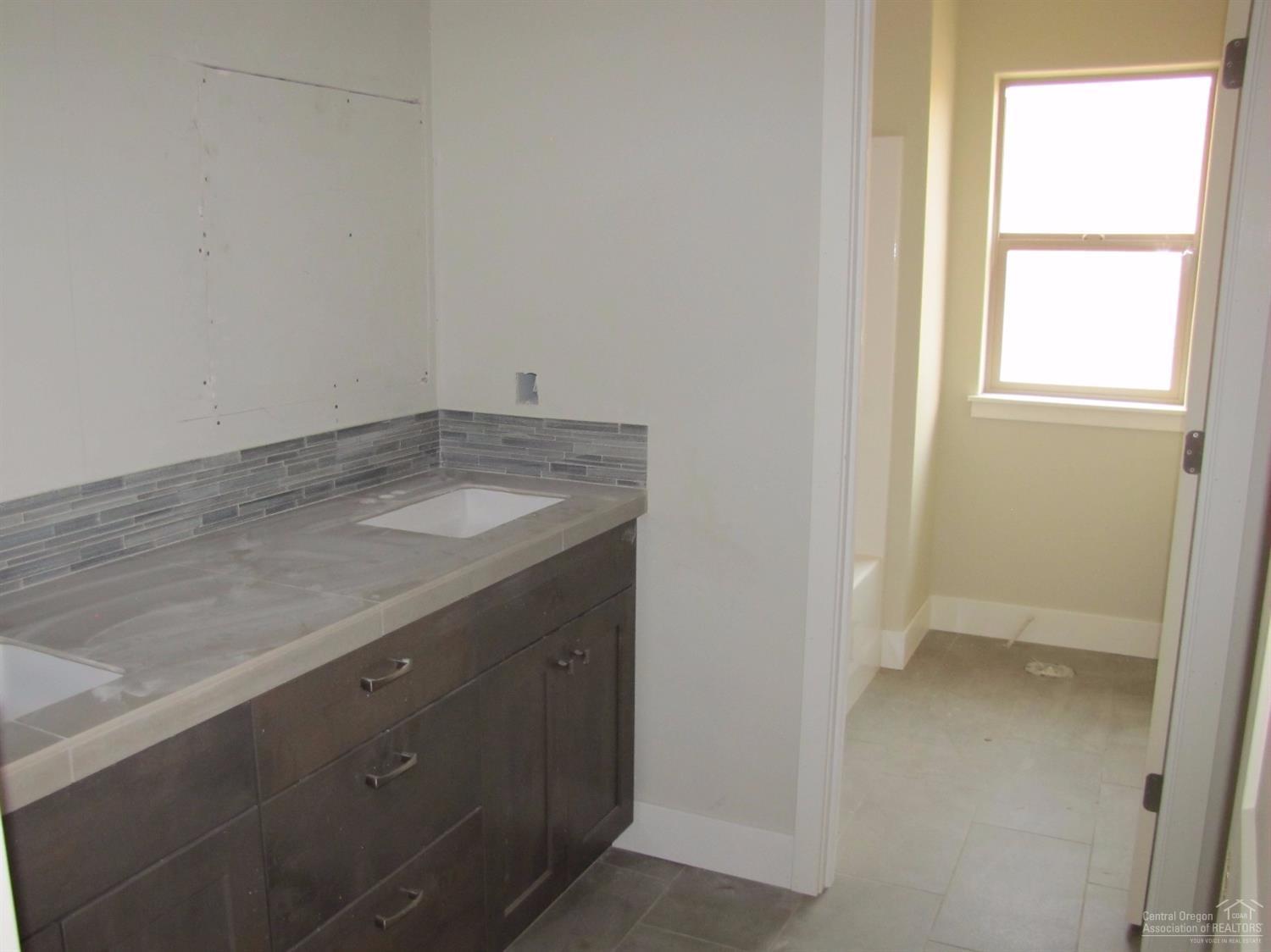 Tuscany Pines - Residential