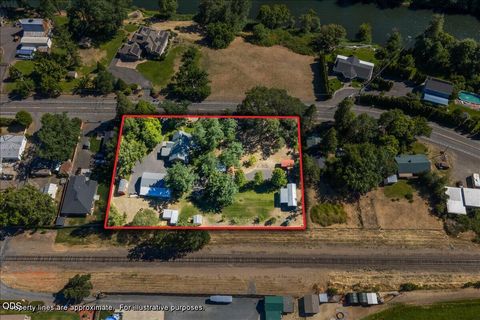 Tiny photo for 1833 2nd Avenue, Gold Hill, OR 97525 (MLS # 220224547)