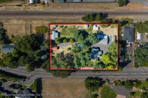 Tiny photo for 1833 2nd Avenue, Gold Hill, OR 97525 (MLS # 220224547)
