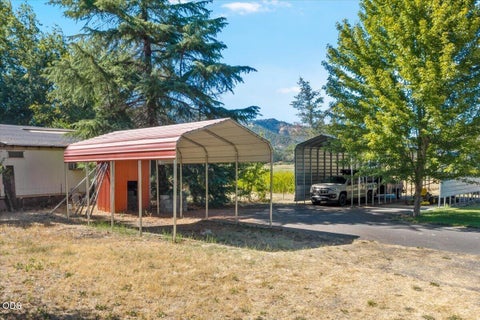 Tiny photo for 1833 2nd Avenue, Gold Hill, OR 97525 (MLS # 220224547)