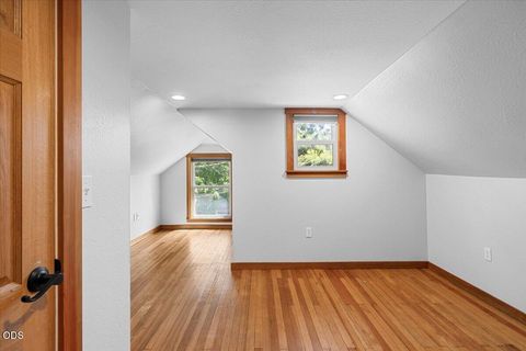 Tiny photo for 1833 2nd Avenue, Gold Hill, OR 97525 (MLS # 220224547)