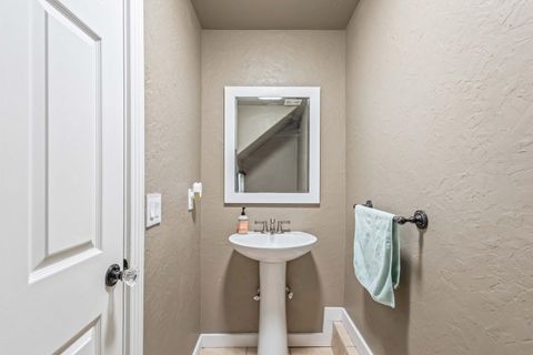 Tiny photo for 3361 SW Xero Court, Redmond, OR 97756 (MLS # 220213293)