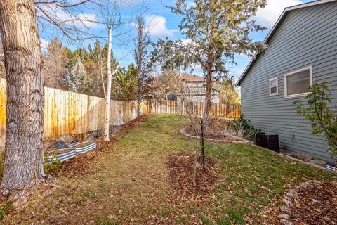 Tiny photo for 3361 SW Xero Court, Redmond, OR 97756 (MLS # 220213293)