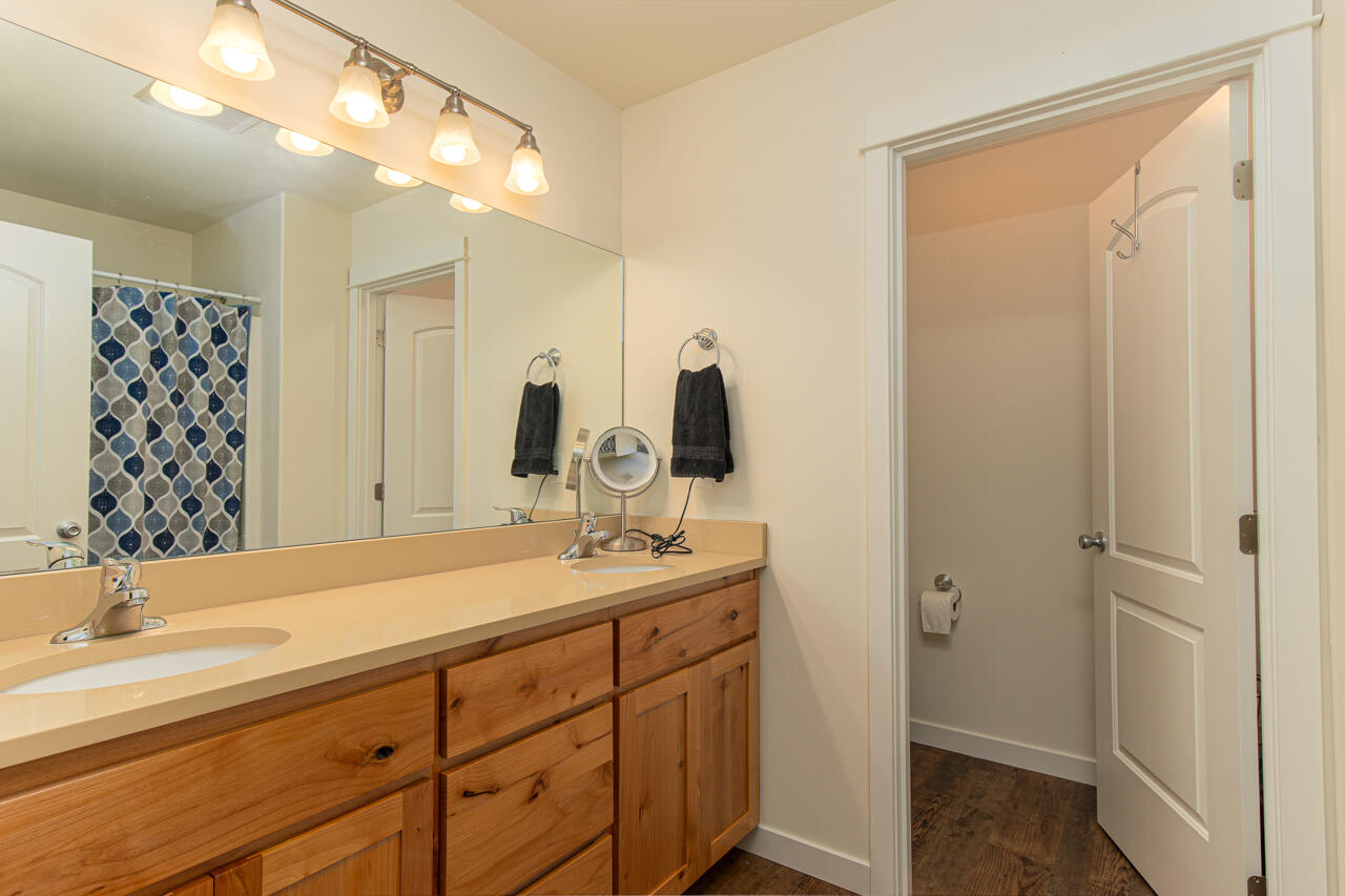 River's Edge_CC - Residential