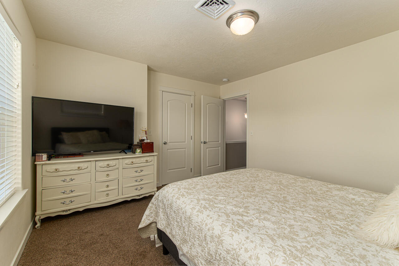 River's Edge_CC - Residential