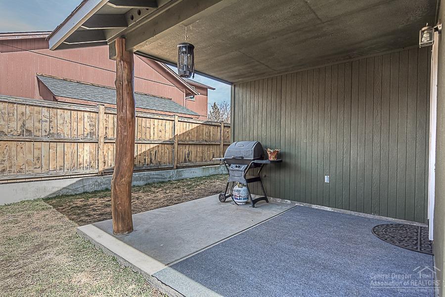 Paulina Peaks - Residential