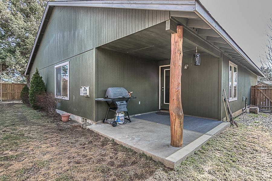 Paulina Peaks - Residential