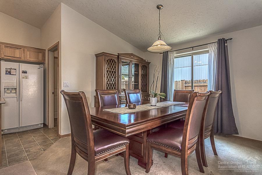 Paulina Peaks - Residential