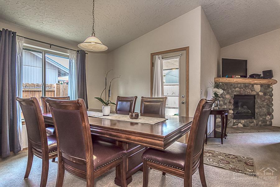 Paulina Peaks - Residential