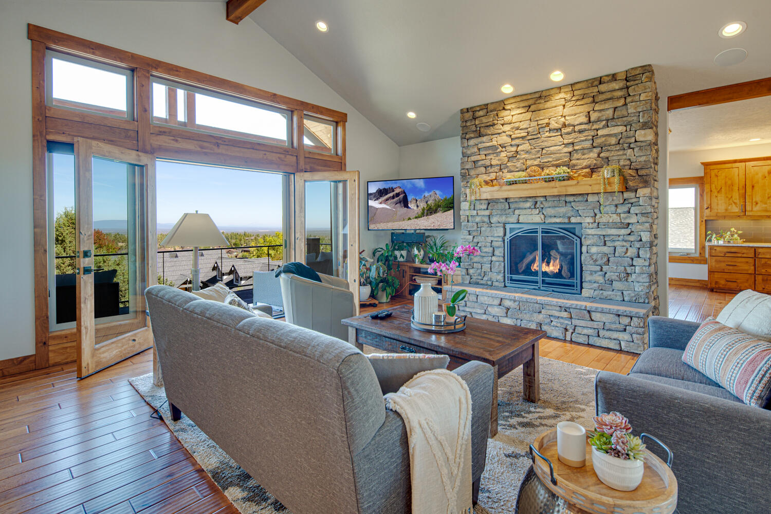 Eagle Crest - Residential