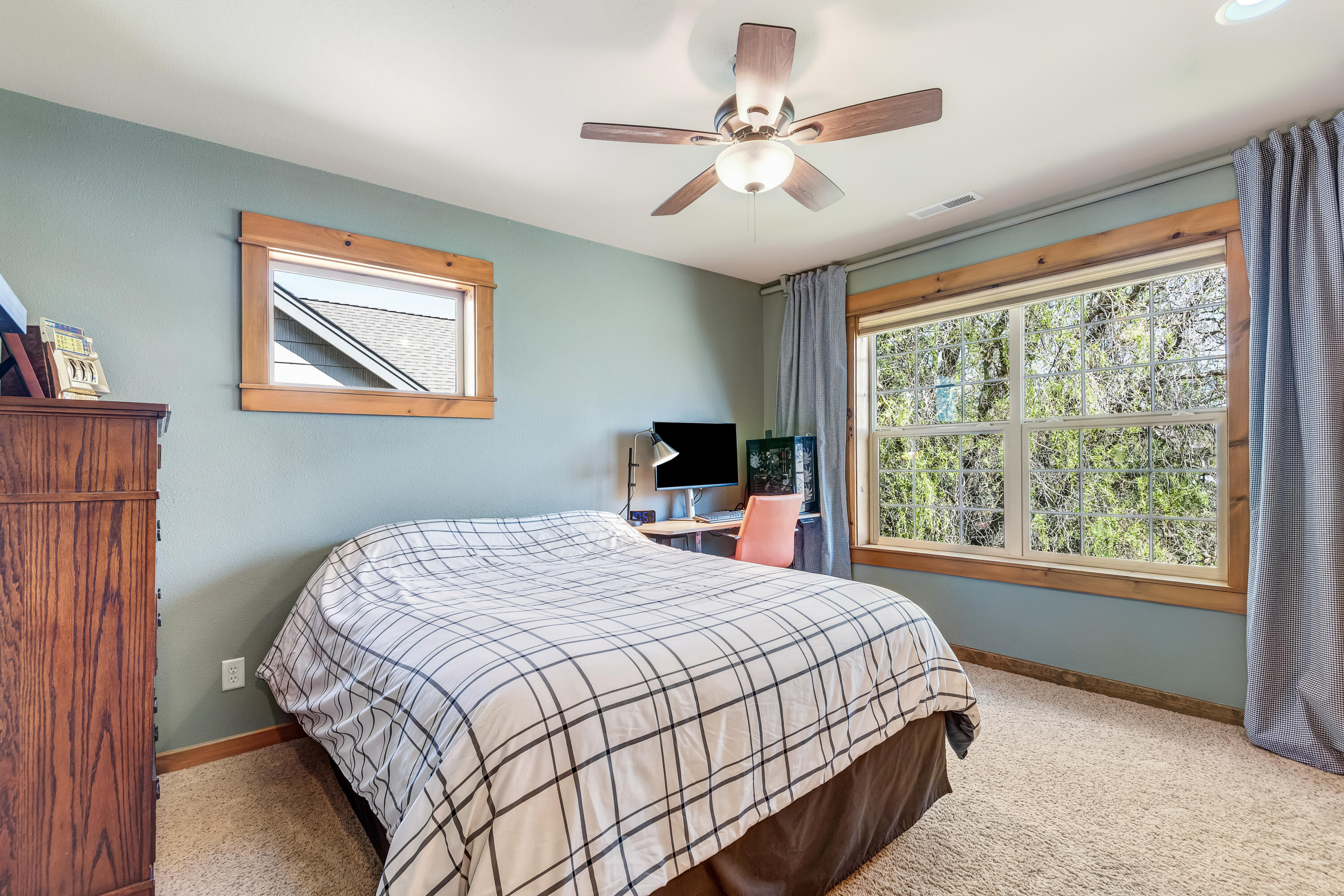 River Rim - Residential