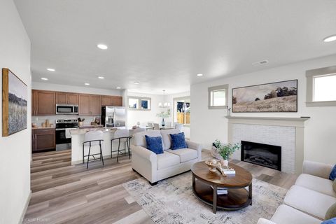 Tiny photo for 3670 Luchu Street #92, Medford, OR 97504 (MLS # 220212268)