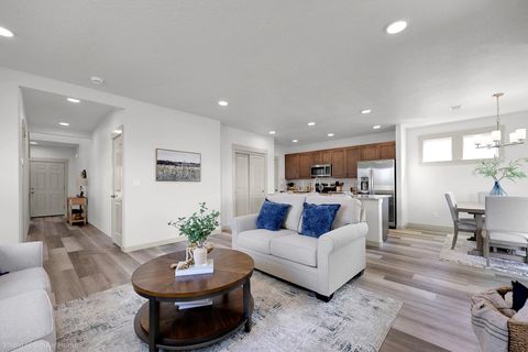 Tiny photo for 3670 Luchu Street #92, Medford, OR 97504 (MLS # 220212268)