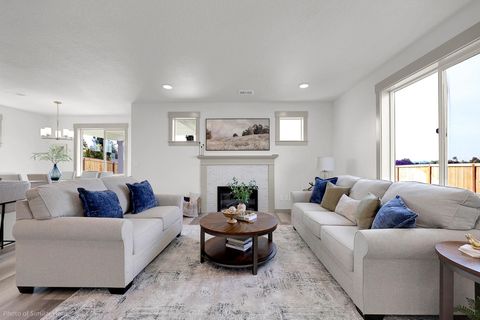 Tiny photo for 3670 Luchu Street #92, Medford, OR 97504 (MLS # 220212268)