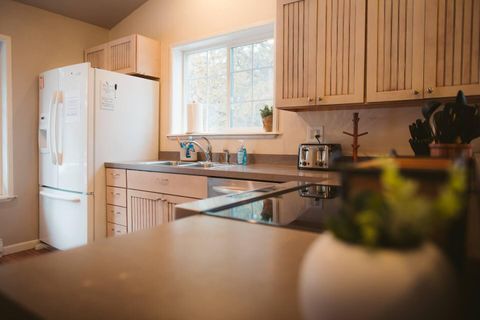 Tiny photo for 53345 Riverview Drive, La Pine, OR 97739 (MLS # 220203340)