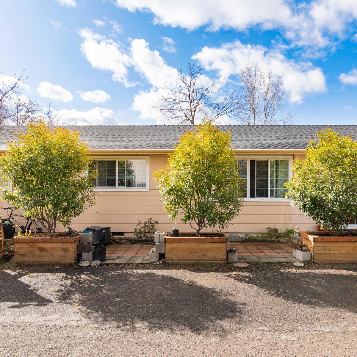 Tuttles Second Addition To Medford - Residential Income