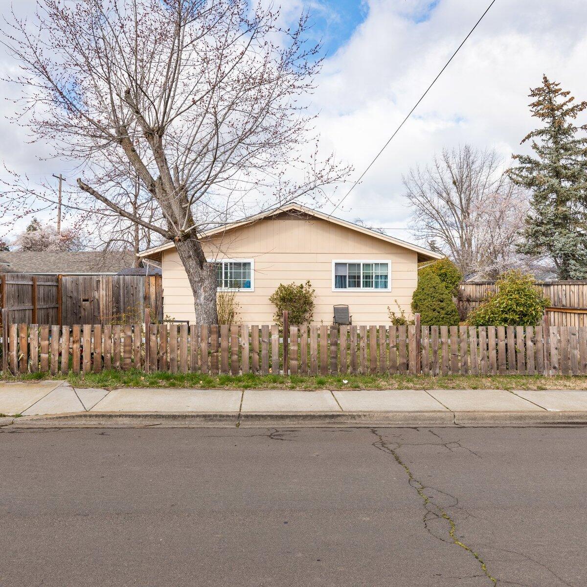 Tuttles Second Addition To Medford - Residential Income