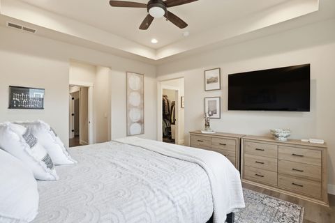 Tiny photo for 4119 SW Badger Court, Redmond, OR 97756 (MLS # 220215564)