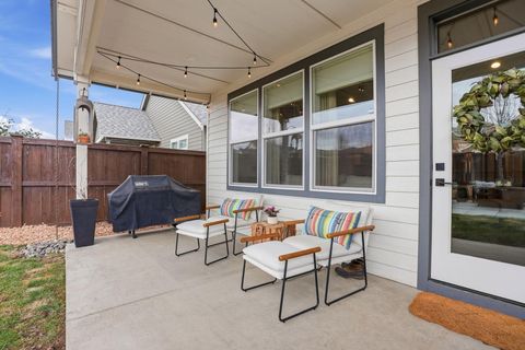 Tiny photo for 4119 SW Badger Court, Redmond, OR 97756 (MLS # 220215564)