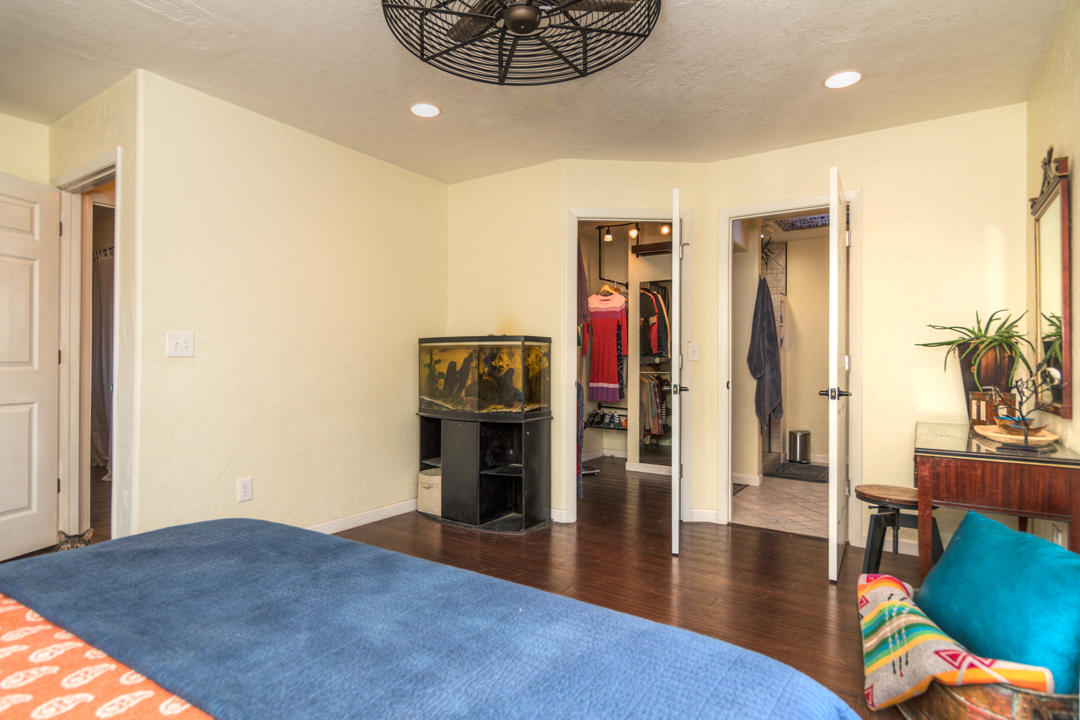 Desert Woods - Residential