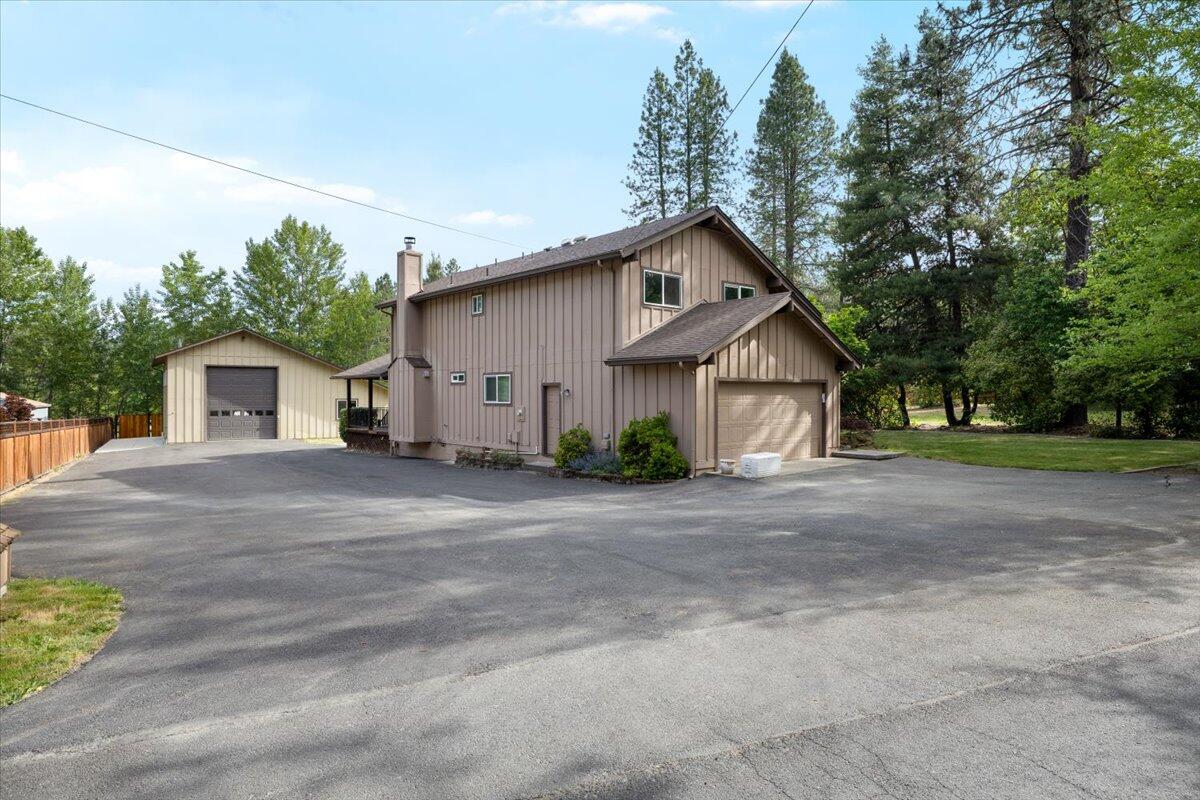 Rogue Acres - Residential