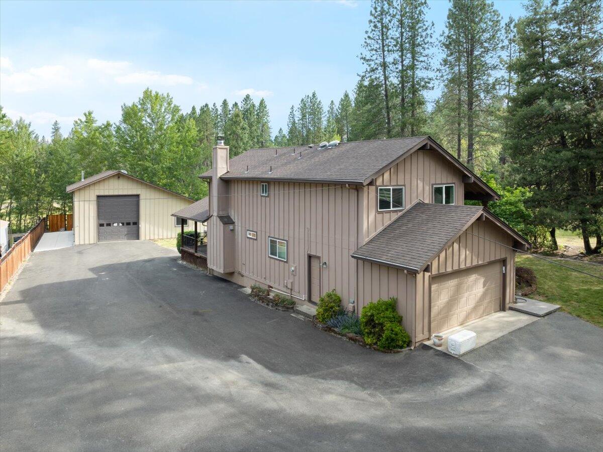 Rogue Acres - Residential