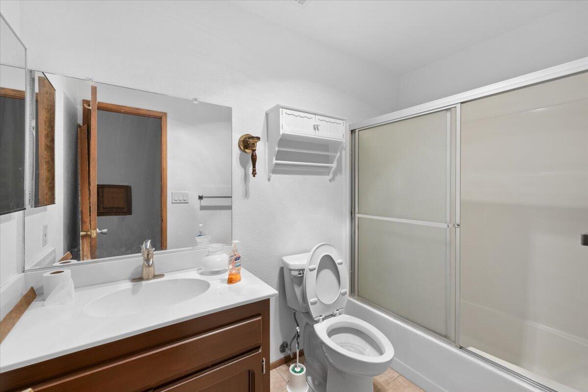 Rogue Acres - Residential