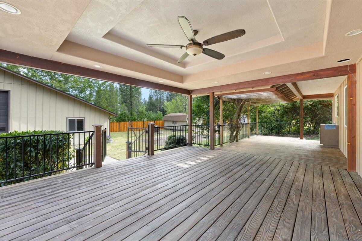 Rogue Acres - Residential