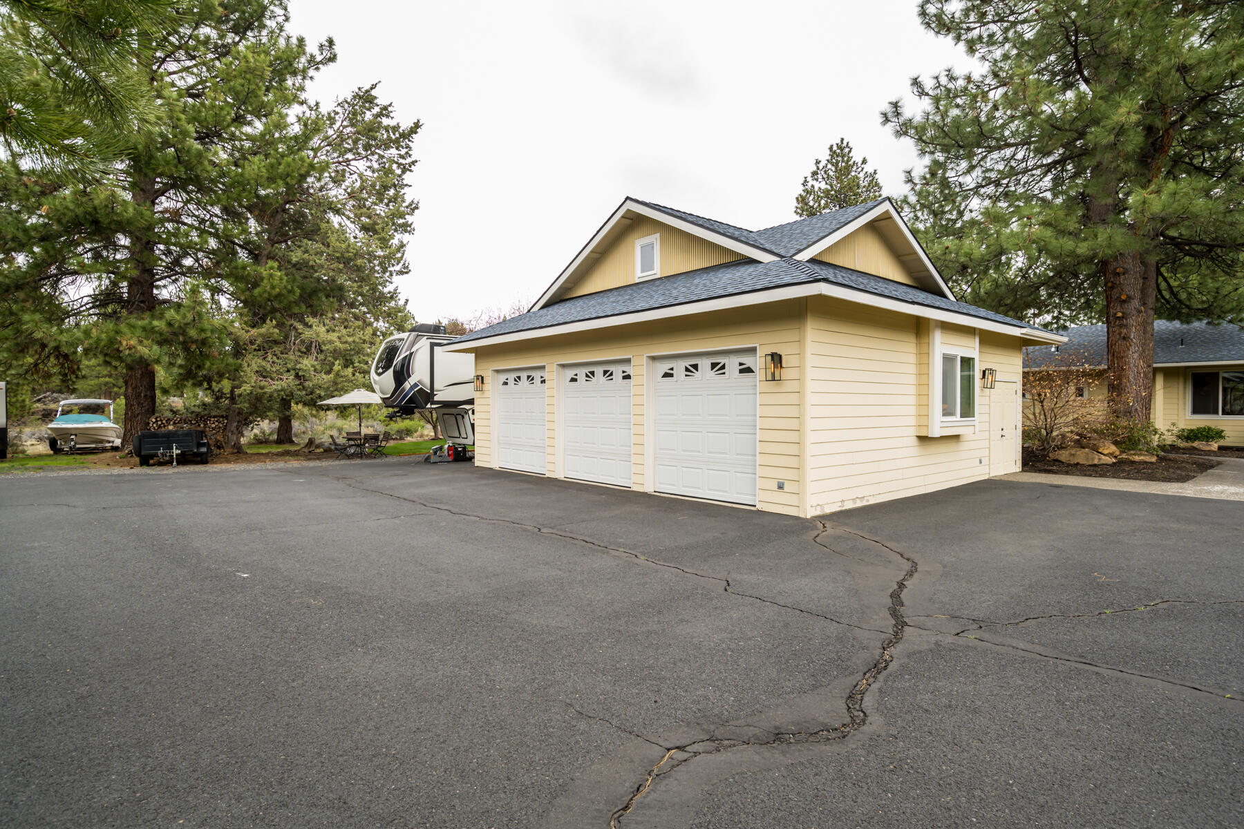 Woodside Ranch - Residential