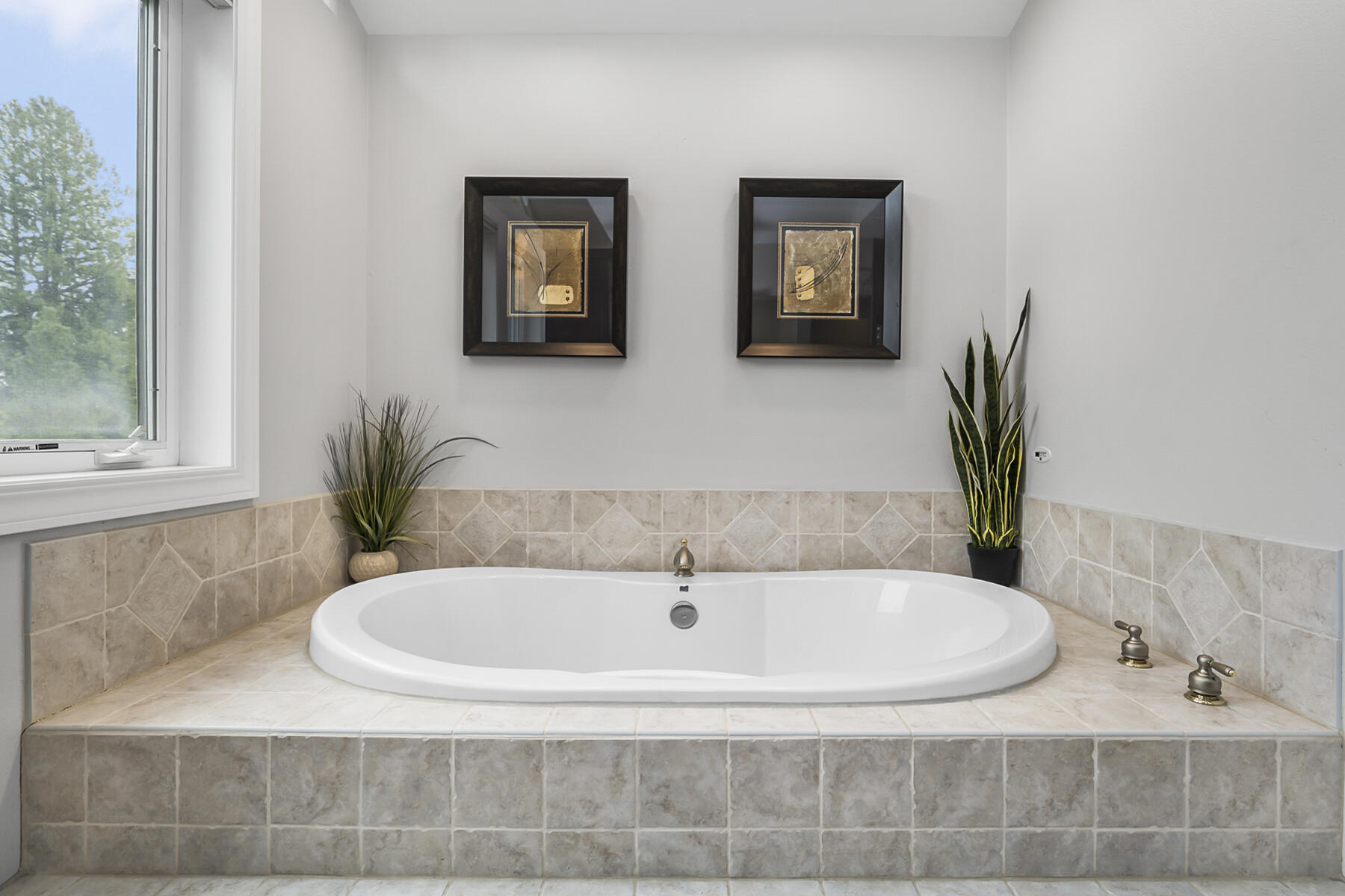 Woodside Ranch - Residential