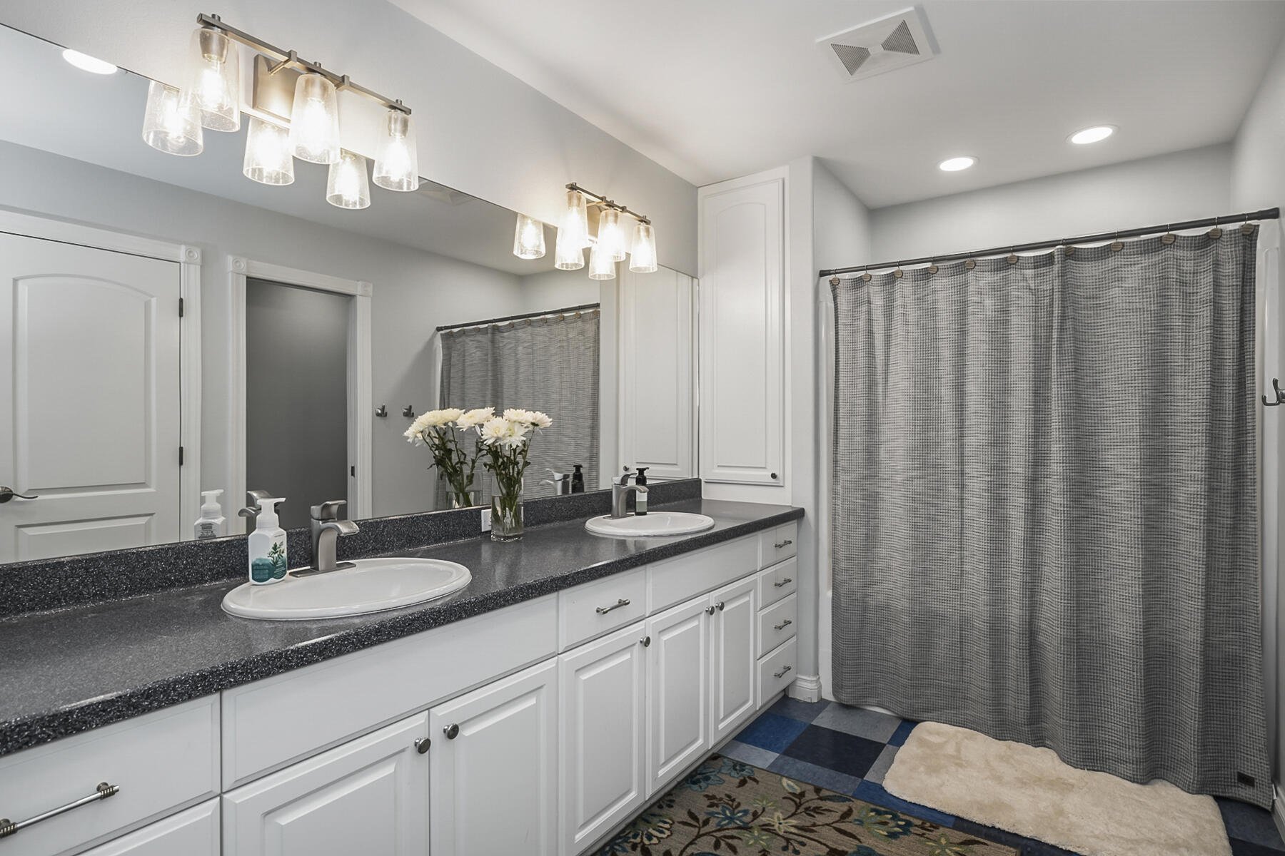 Woodside Ranch - Residential