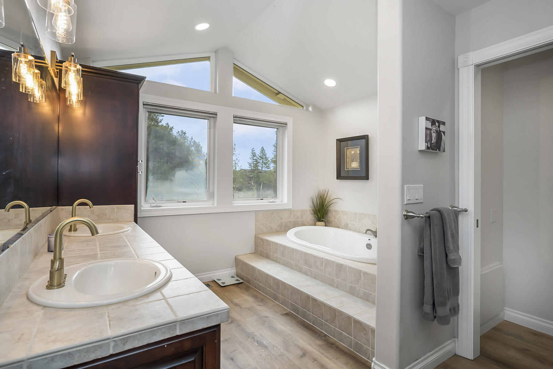 Woodside Ranch - Residential