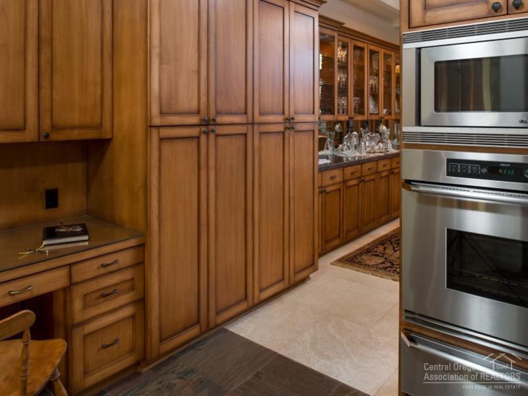 Broken Top - Residential