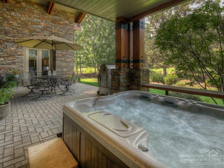 Broken Top - Residential