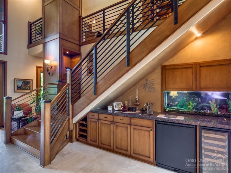 Broken Top - Residential