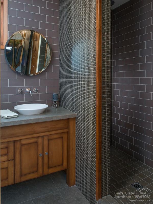 Broken Top - Residential