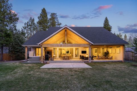 Tiny photo for 17181 Merganser Drive, Bend, OR 97707 (MLS # 220217263)