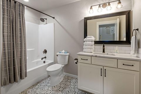 Tiny photo for 17181 Merganser Drive, Bend, OR 97707 (MLS # 220217263)