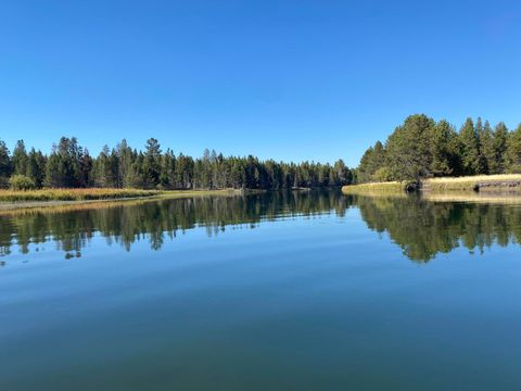 Tiny photo for 17181 Merganser Drive, Bend, OR 97707 (MLS # 220217263)