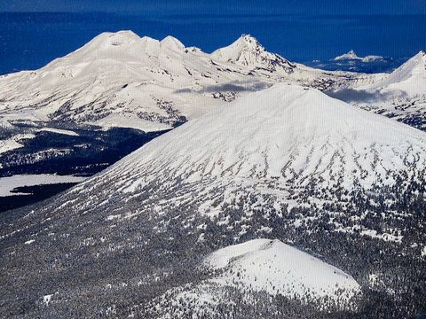 Tiny photo for 17181 Merganser Drive, Bend, OR 97707 (MLS # 220217263)