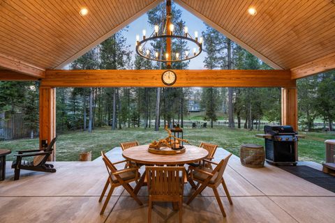 Tiny photo for 17181 Merganser Drive, Bend, OR 97707 (MLS # 220217263)