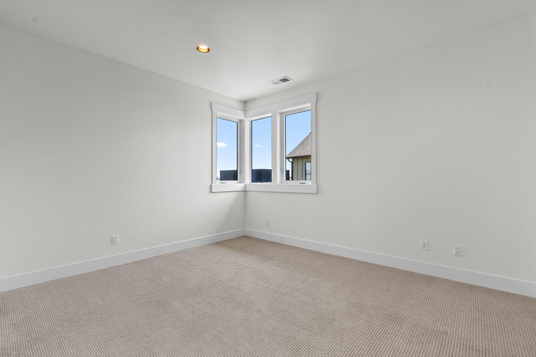 Discovery West Phase 4 - Residential