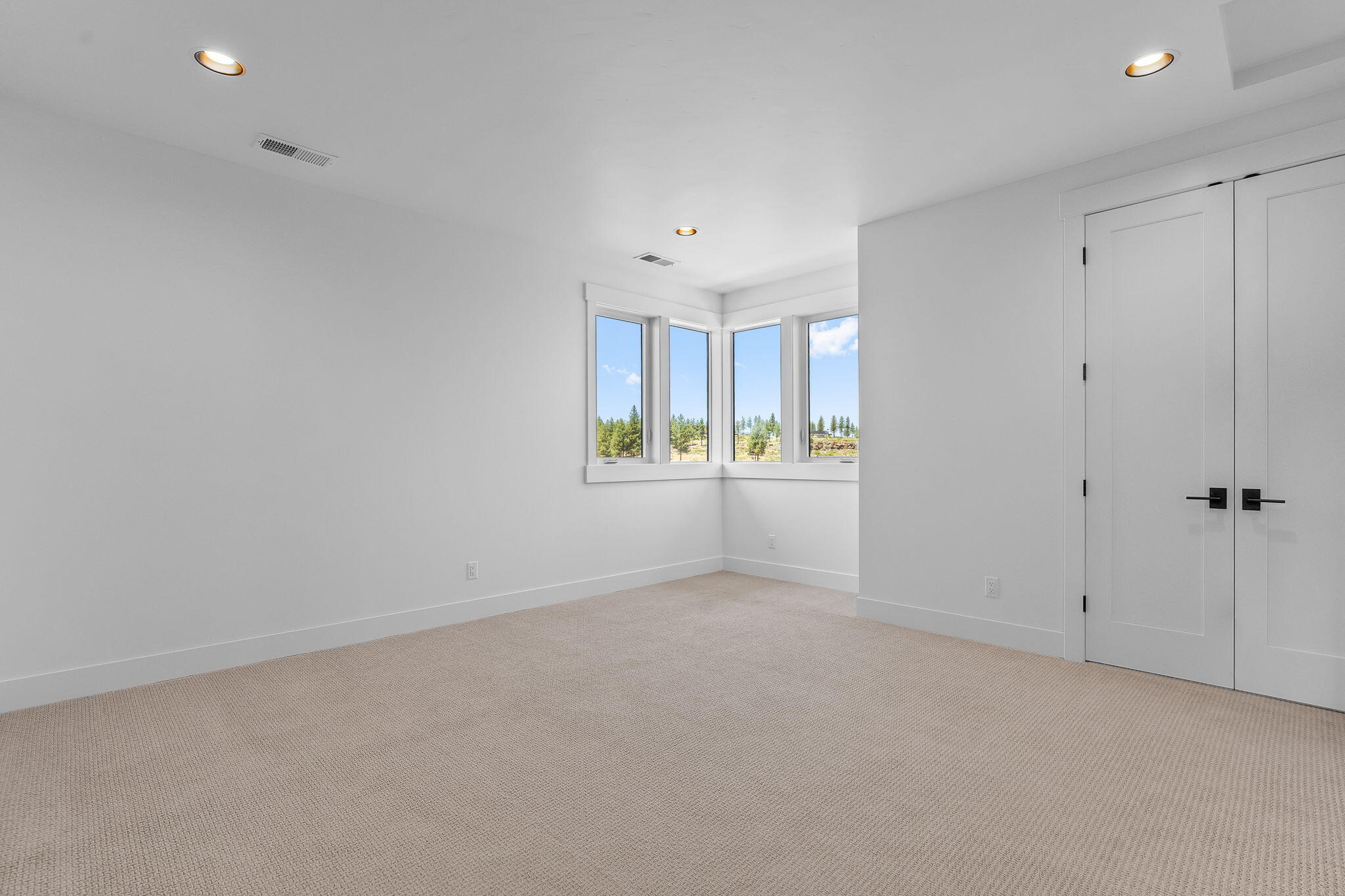 Discovery West Phase 4 - Residential