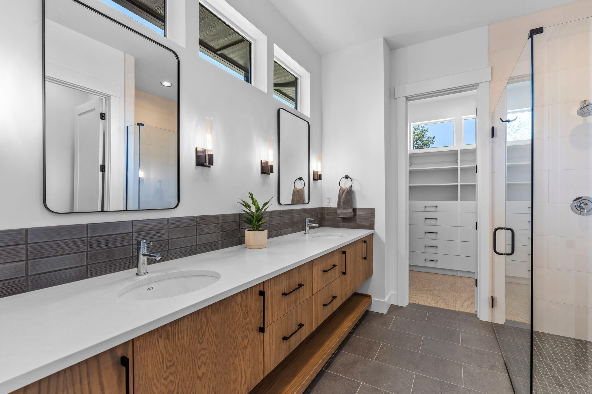 Discovery West Phase 4 - Residential