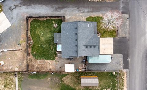 Tiny photo for 589 SE 10th Street, Madras, OR 97741 (MLS # 220217135)