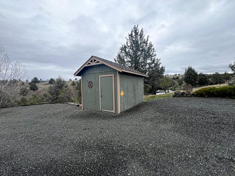 Tiny photo for 58392 Antelope Lane, John Day, OR 97845 (MLS # 220217113)